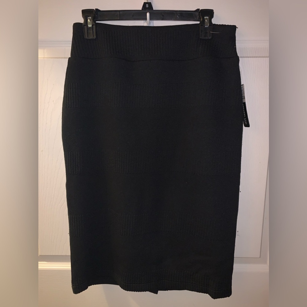 Soho Pull on Skirt